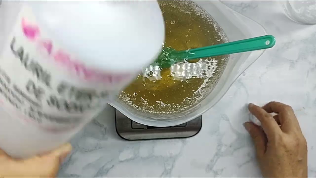 Producto base para elaborar JABÓN liquido, ropa, lavatrastes, limpiador multiusos etc ..comparte!😃