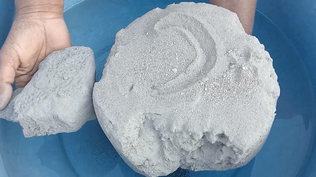 ASMR very soft sand black 🖤 dirt paste play Jessika 💕 happy birthday 🎂 dipping crumble in 🌊🌊🥶🥶