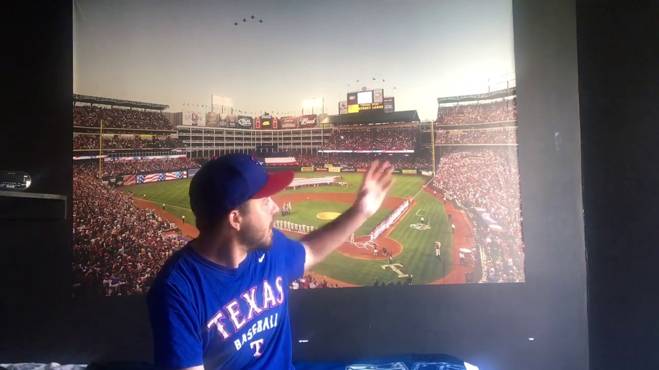 Episode 10:  Visiting MLB ballparks?  What do baseball stadiums have to offer?