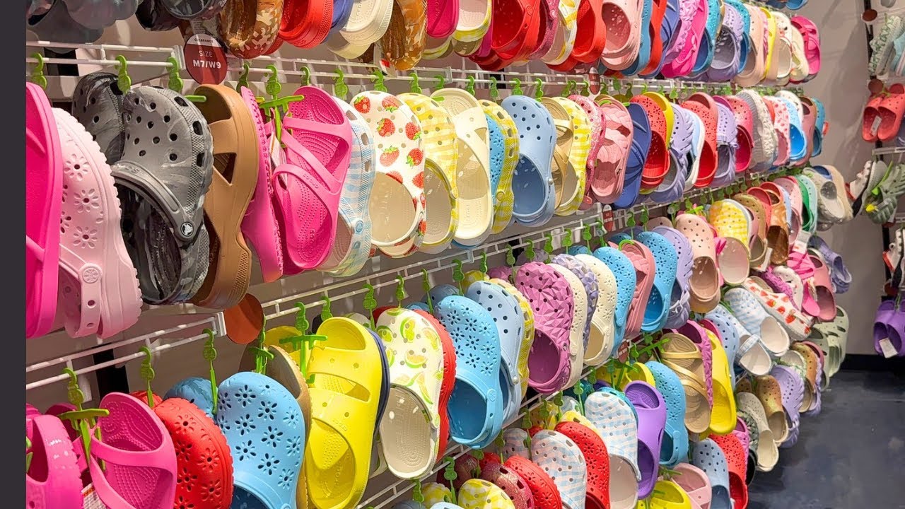 CROCS OUTLET SHOES SANDALS CLOG/SHOP WITH ME