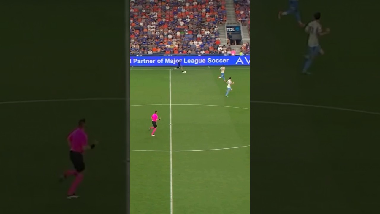 INSANE long range BANGER (He made it look EASY) 🤯 #football #shorts