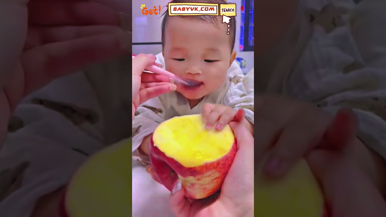 Want Fresh Fruit Puree for Your Baby Anytime? Try the Fruit Puree Maker Spoon! #baby