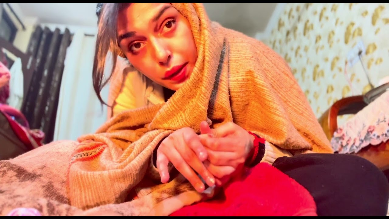 Maine Lagye Fake Nails 💅🏼 🫶🏻🤩#vlogger #shanidevji #viralvideo #youtubevideo #youtubevloggers #nails 