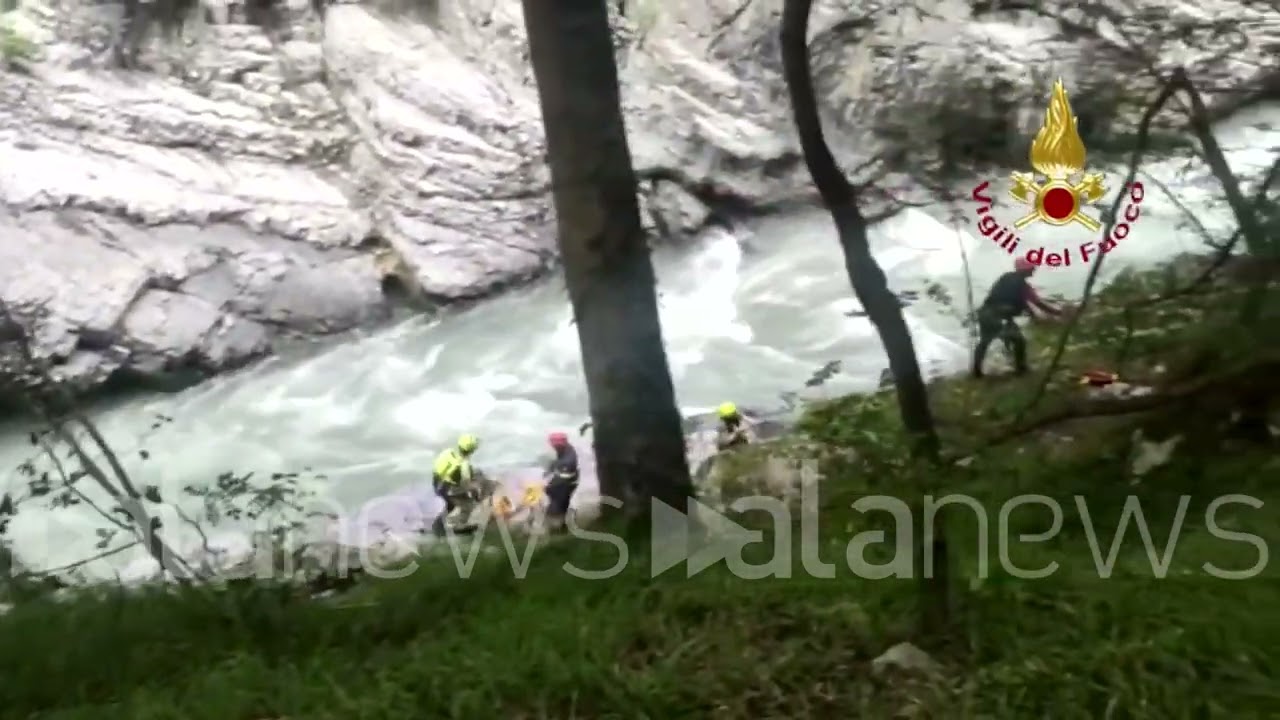 Calabria, trovata morta la ragazza dispersa nel fiume Lao
