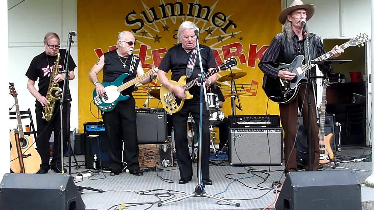 The Undertakers - Feat Jackie Lomax - Tell Me What You Gonna Do - Live at Vale Park 11/8/12