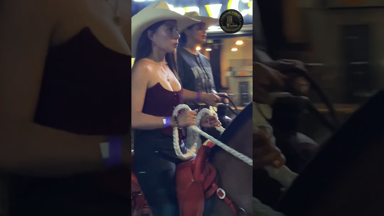 Las jinetes colombianas m&aacute;s bellas captadas en video durante el gran evento equino nacional