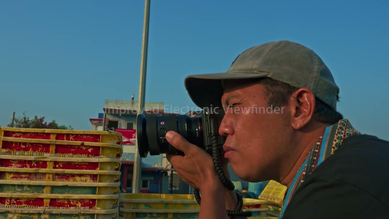 Alpha 7C II | Thaib Chaidar | Street Photographer