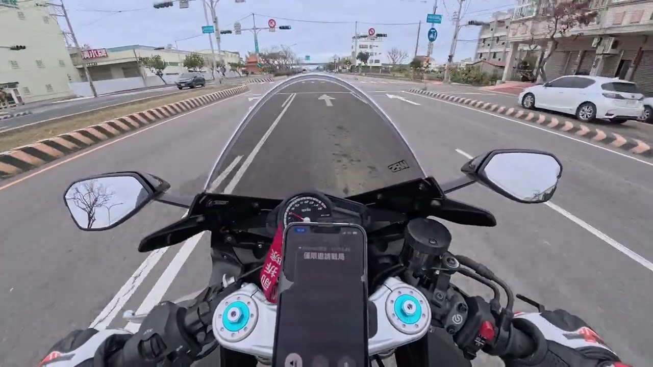 2016 Aprilia RSV4RF-Arrow exhaust 觸及率測試