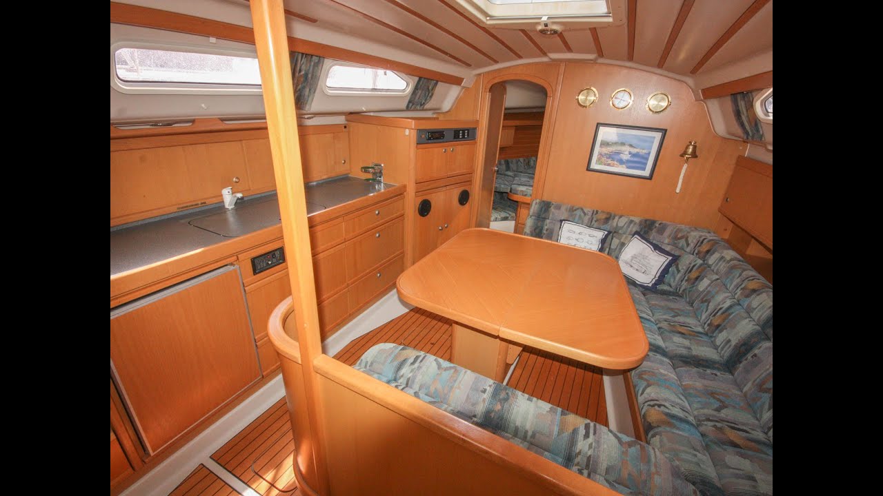 Dehler 37 Cruising - below deck