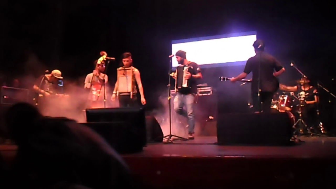 Bestiärio - Día X / Festival Centro 12/01/2016