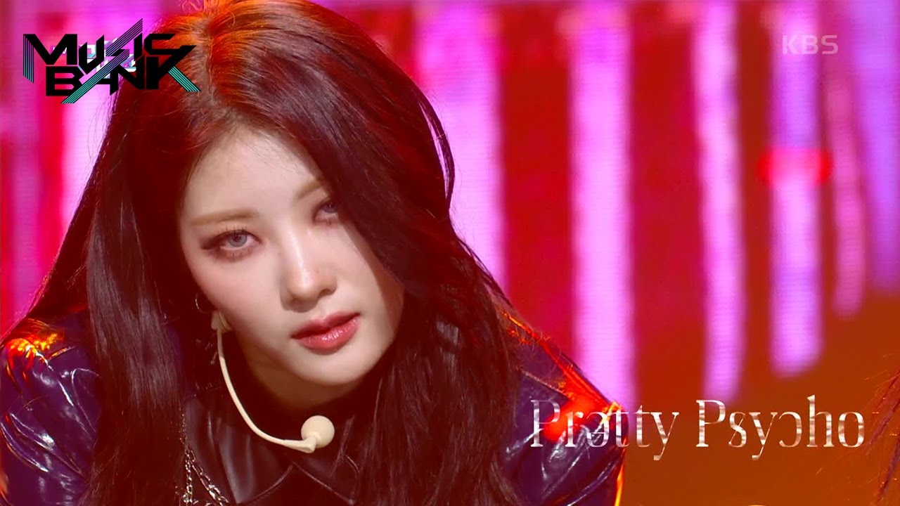PURPLE KISS(퍼플키스) - Pretty Psycho (Music Bank) | KBS WORLD TV 220422