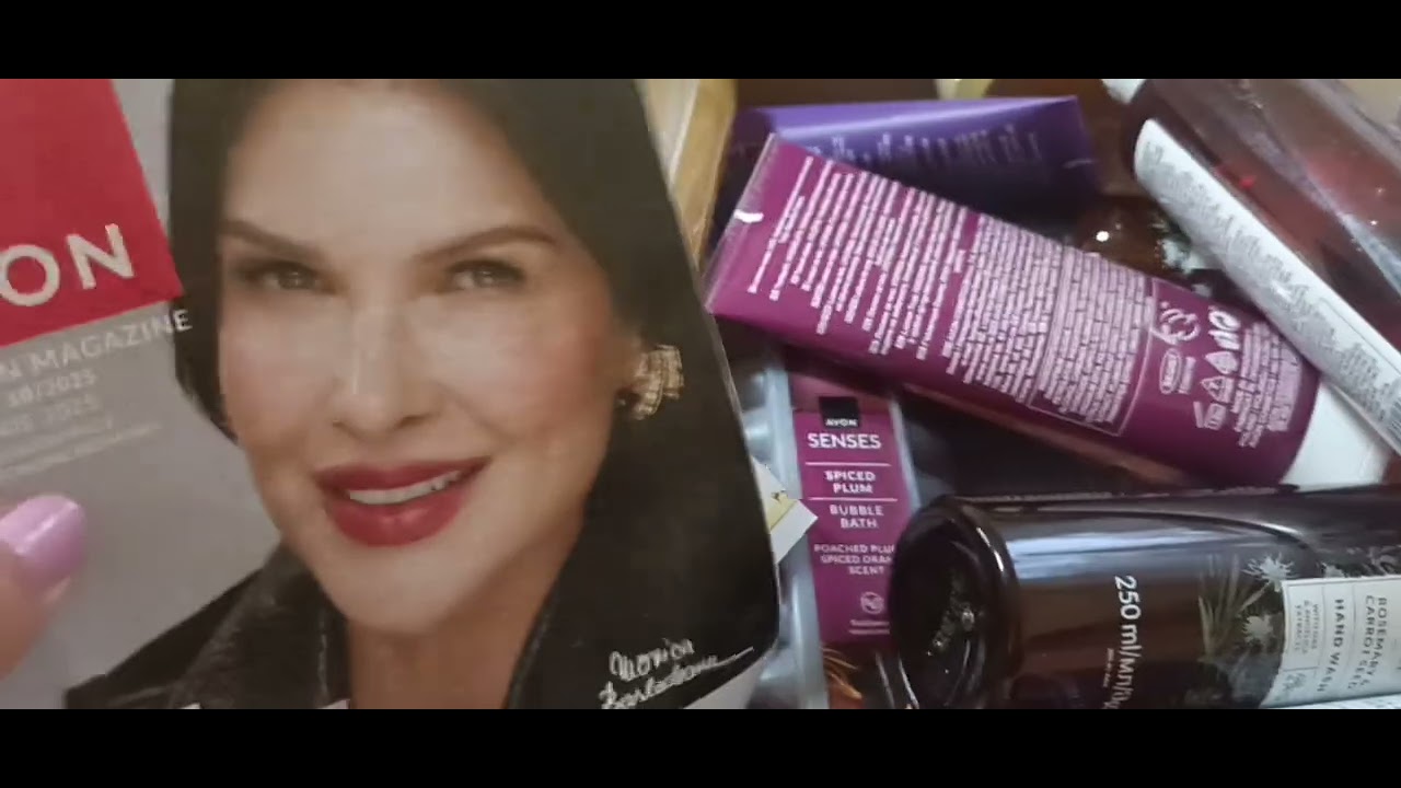Unboxing AVON C9-2025 