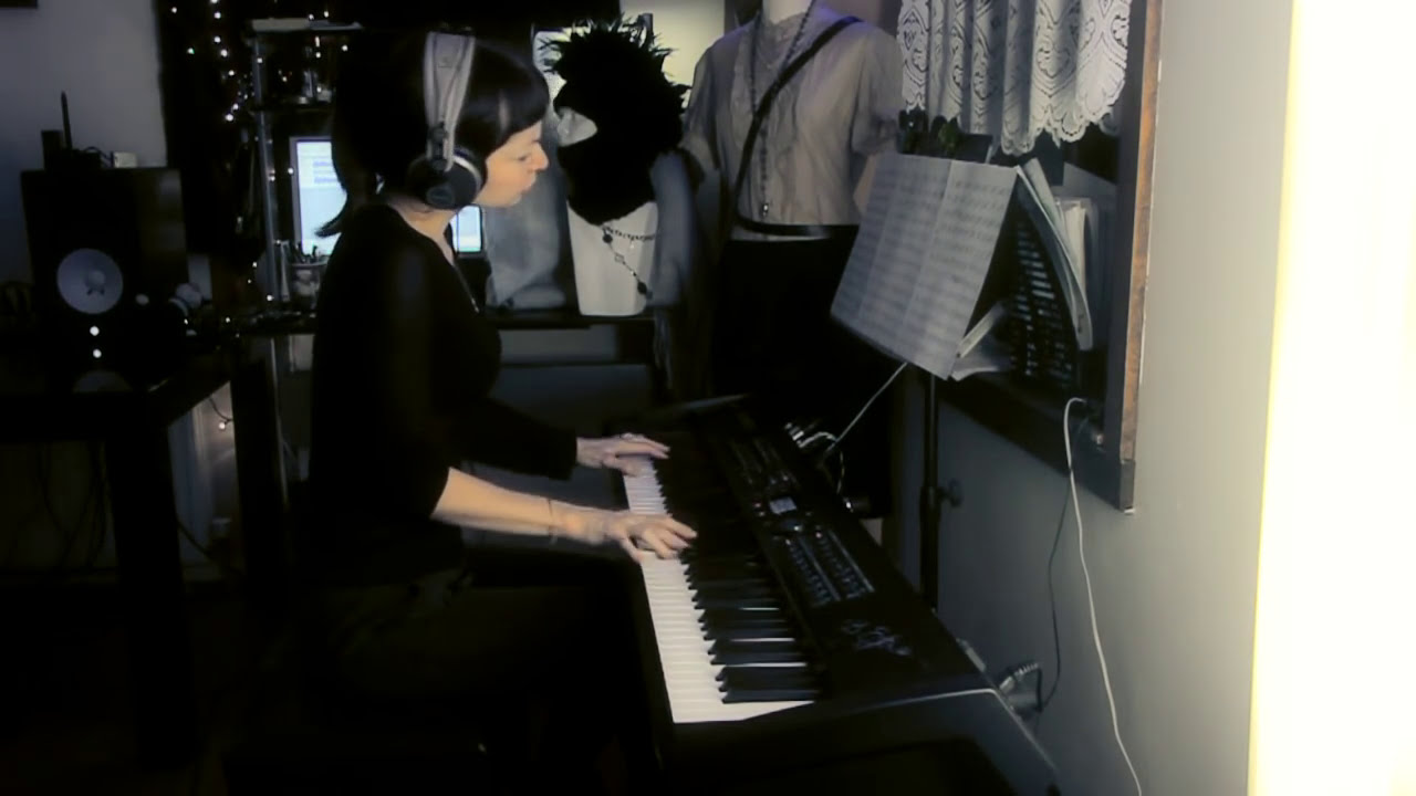 David Bowie - Space Oddity  | Vkgoeswild piano cover