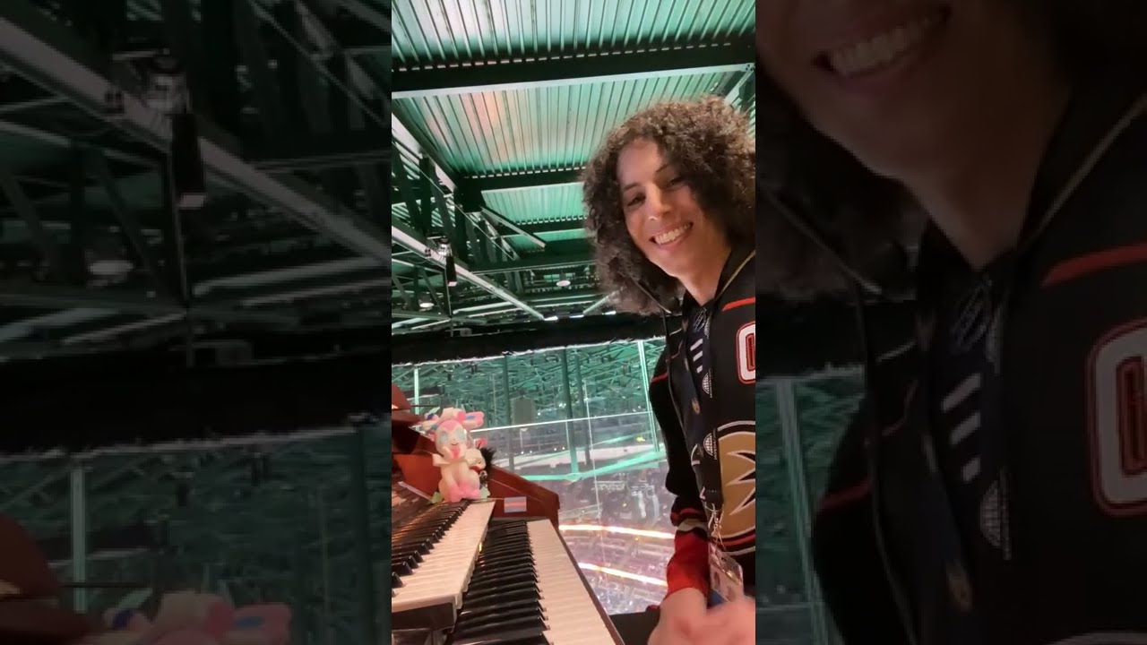 Hockey End of Period (Live) - DuckTales & New Perspective