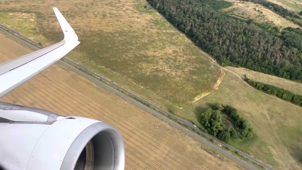 Lufthansa A320 Takeoff from Berlin Brandenburg Airport