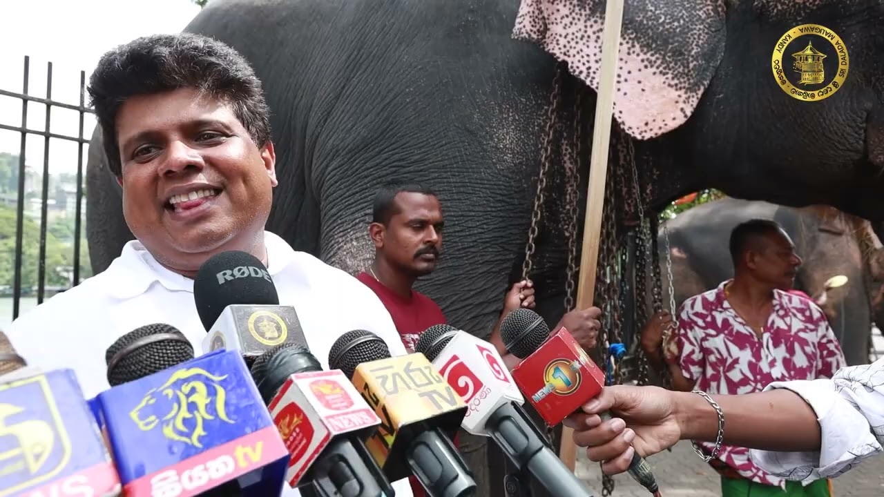 සත් දශකයක් උරුමය දැරූ සම්මානිත පෙර ගමන්කරුවෝ.