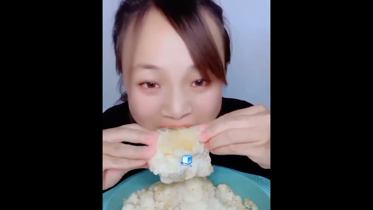 ASMR Ice Squeaky Crunch