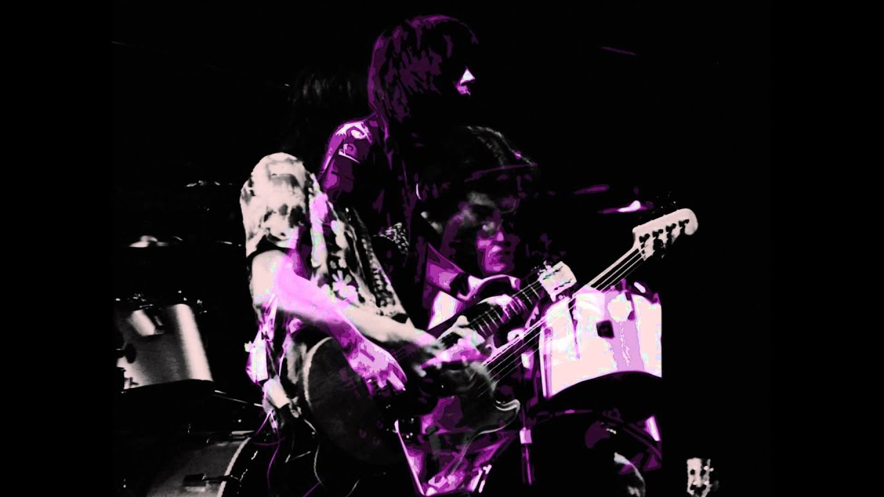 PAT TRAVERS BAND- HOOKED ON MUSIC