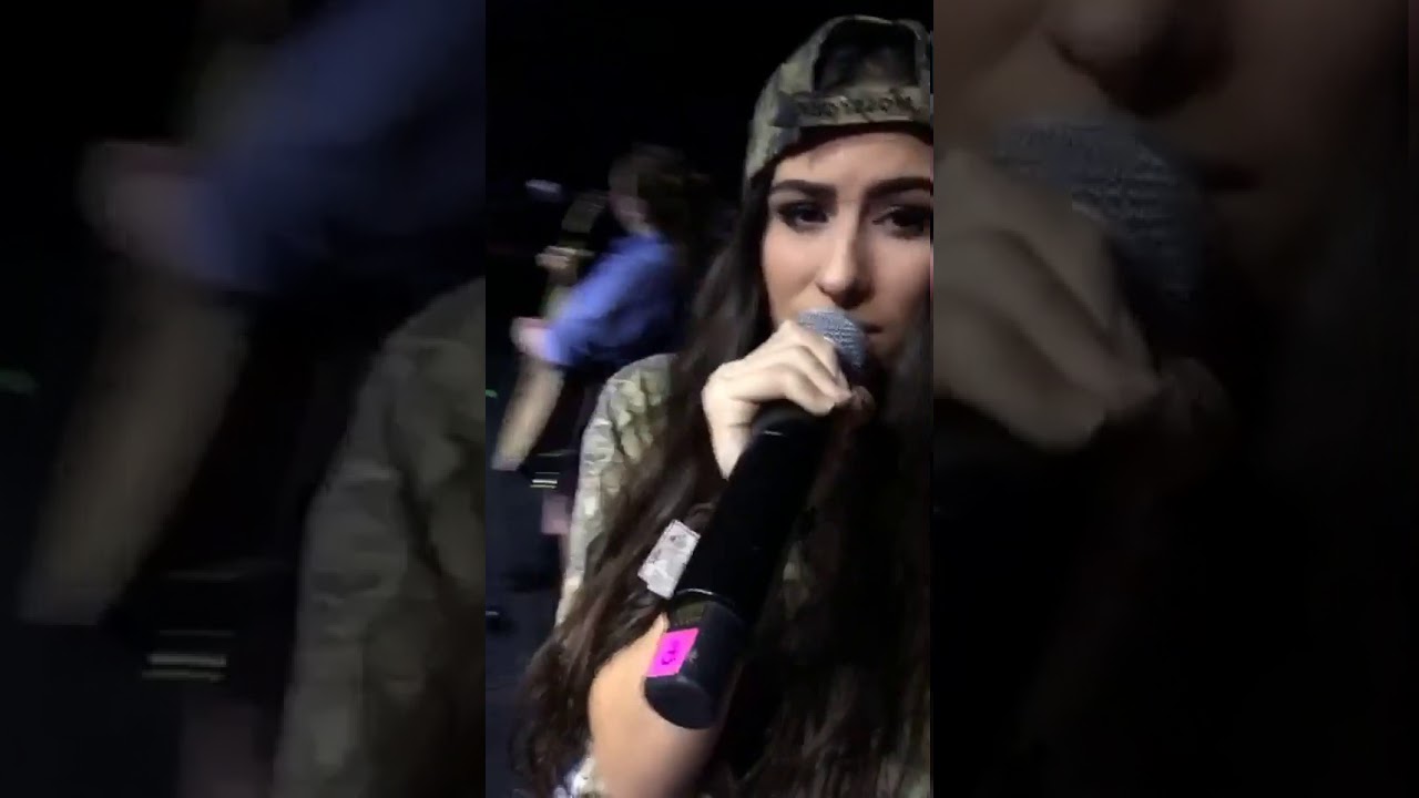 Lauren cimorelli - acid rain (live on stage)