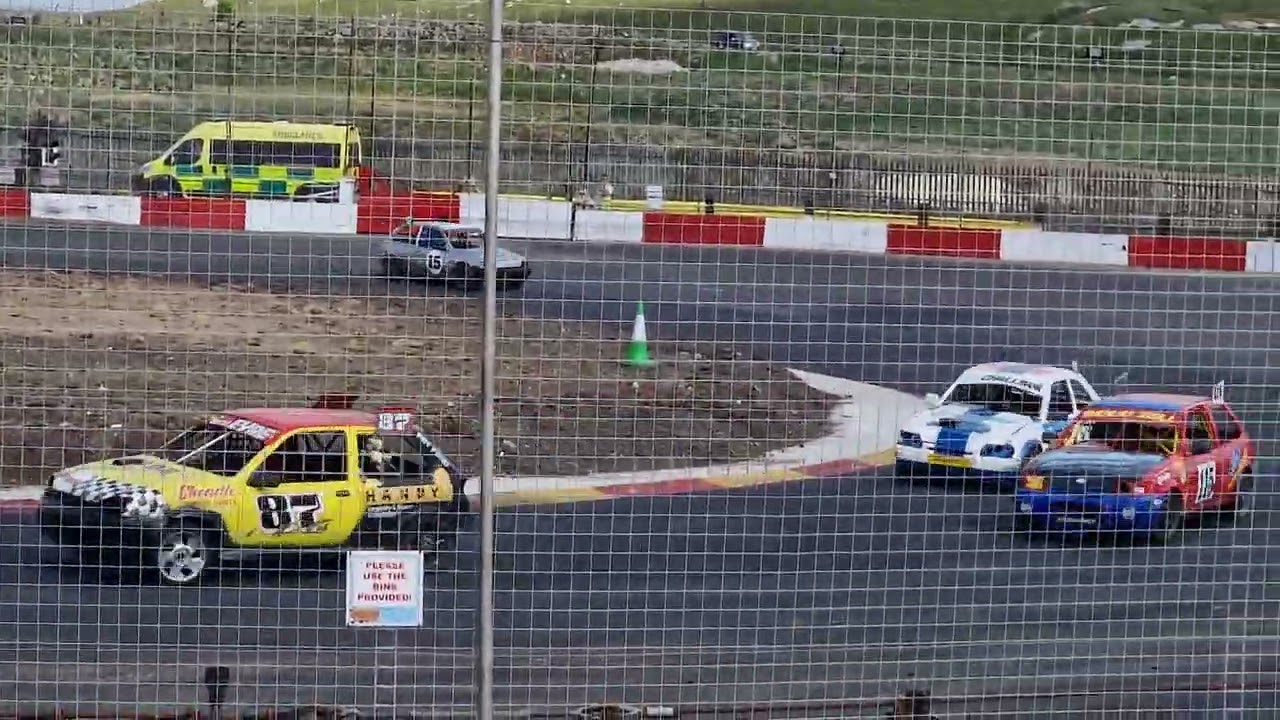 Final Race in hot ford's at Buxton raceway 18.5.25 #racing #racing