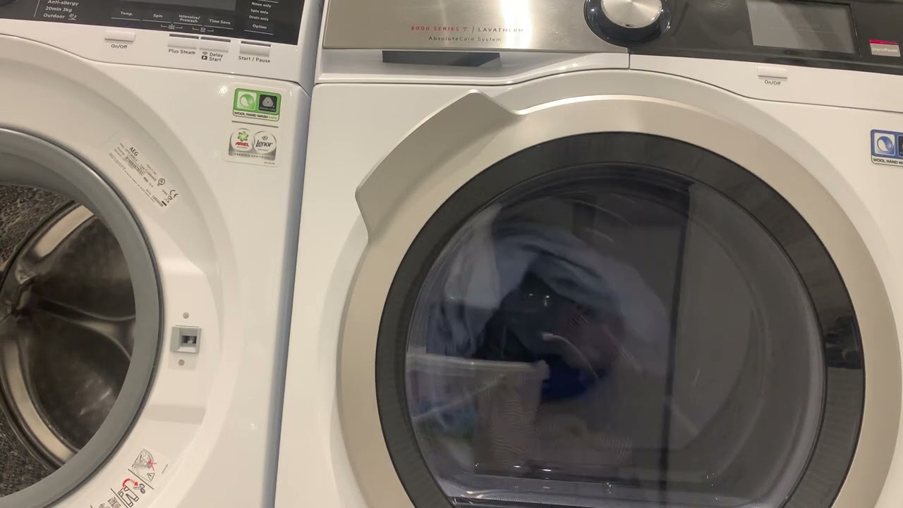 AEG AbsoluteCare Heat Pump Tumble Dryer l Synthetics Cupboard Dry