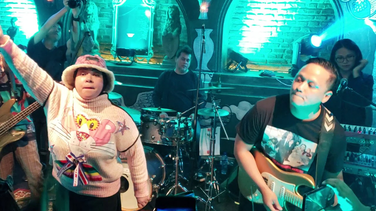 Potret - Mak Comblang, Bagaikan Langit (#Live #Medley)