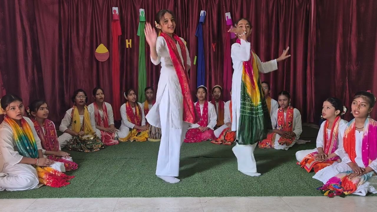 बचचो के द्वारा होली गीत की प्रस्तुति 🎉