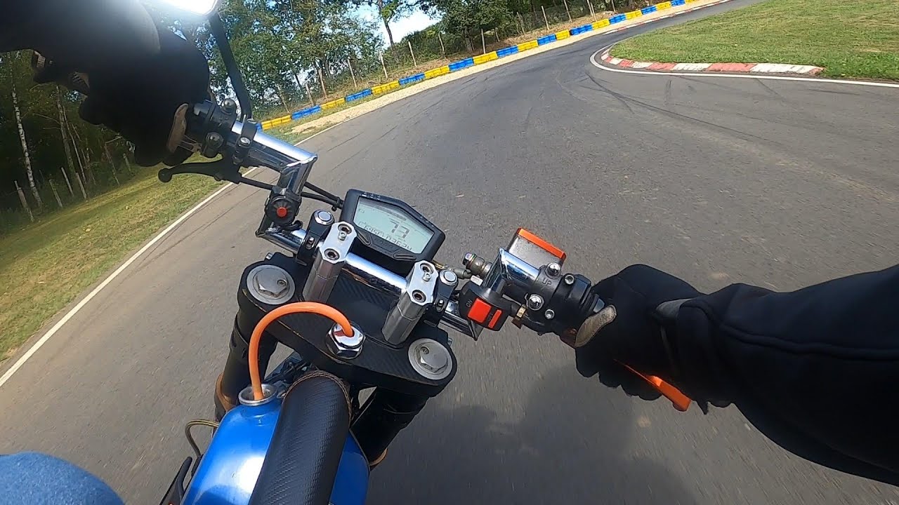 6 Mobeurs + 1Circuit = Gazzzzz