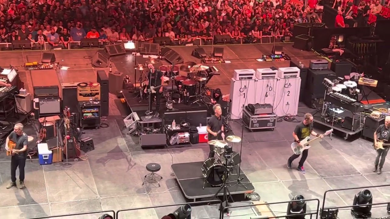 Pearl Jam - Elderly Woman Behind the Counter in a Small Town