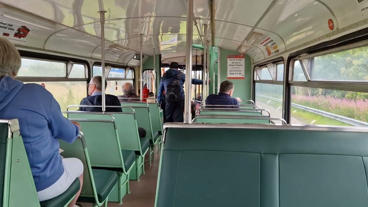 Strathclyde's Buses LA 1204 (XUS 575S) THRASH