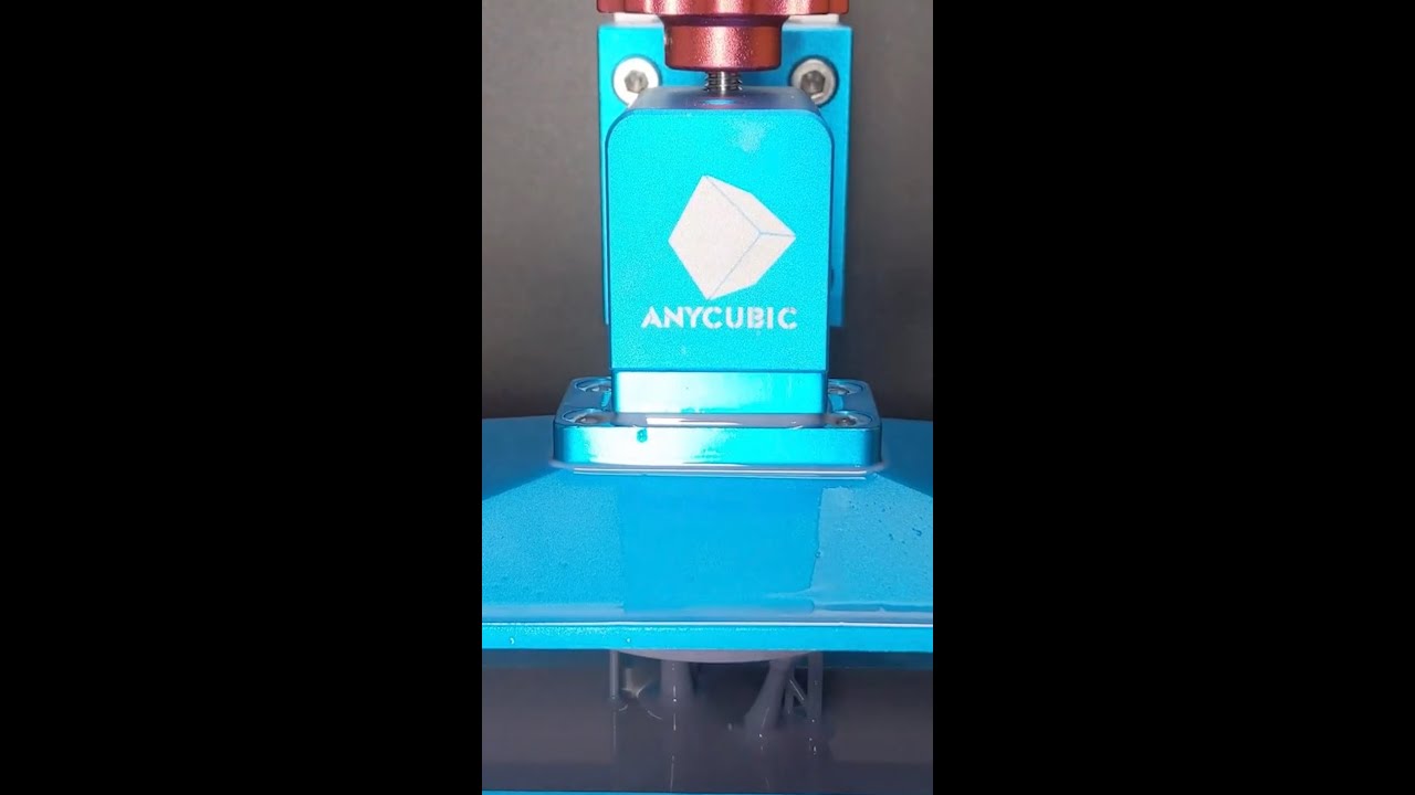 Comment fonctionne l&rsquo;impression 3D r&eacute;sine ? 👾 #imprimante3D #impression3D #pourtoi #sla #shorts