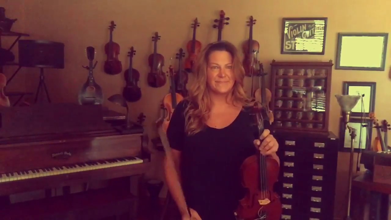 Sarah the Fiddler - Shady Nook Jig/Mouth of the Tobique