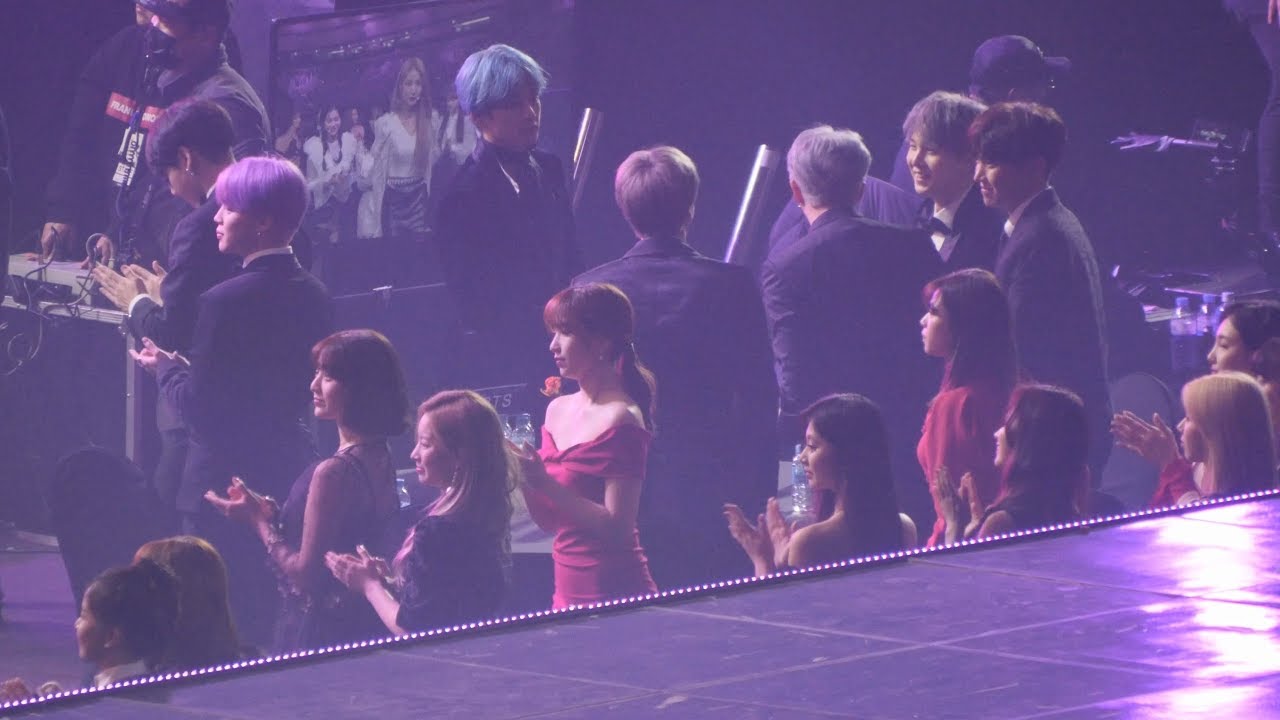 방탄소년단(BTS) 트와이스(TWICE) 여자친구,임창정 댄스퍼포먼스 발라드 수상소감 듣는 [4K] Cam