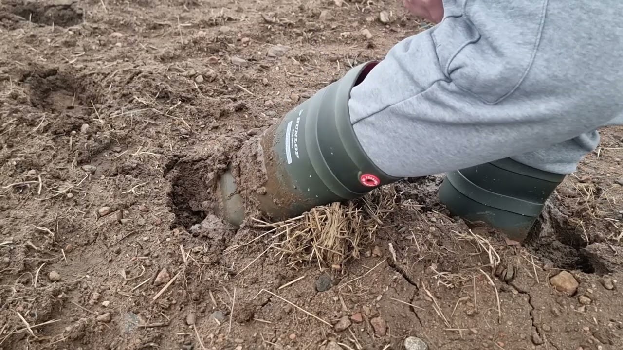 Dunlop Thermos Sticky Mud