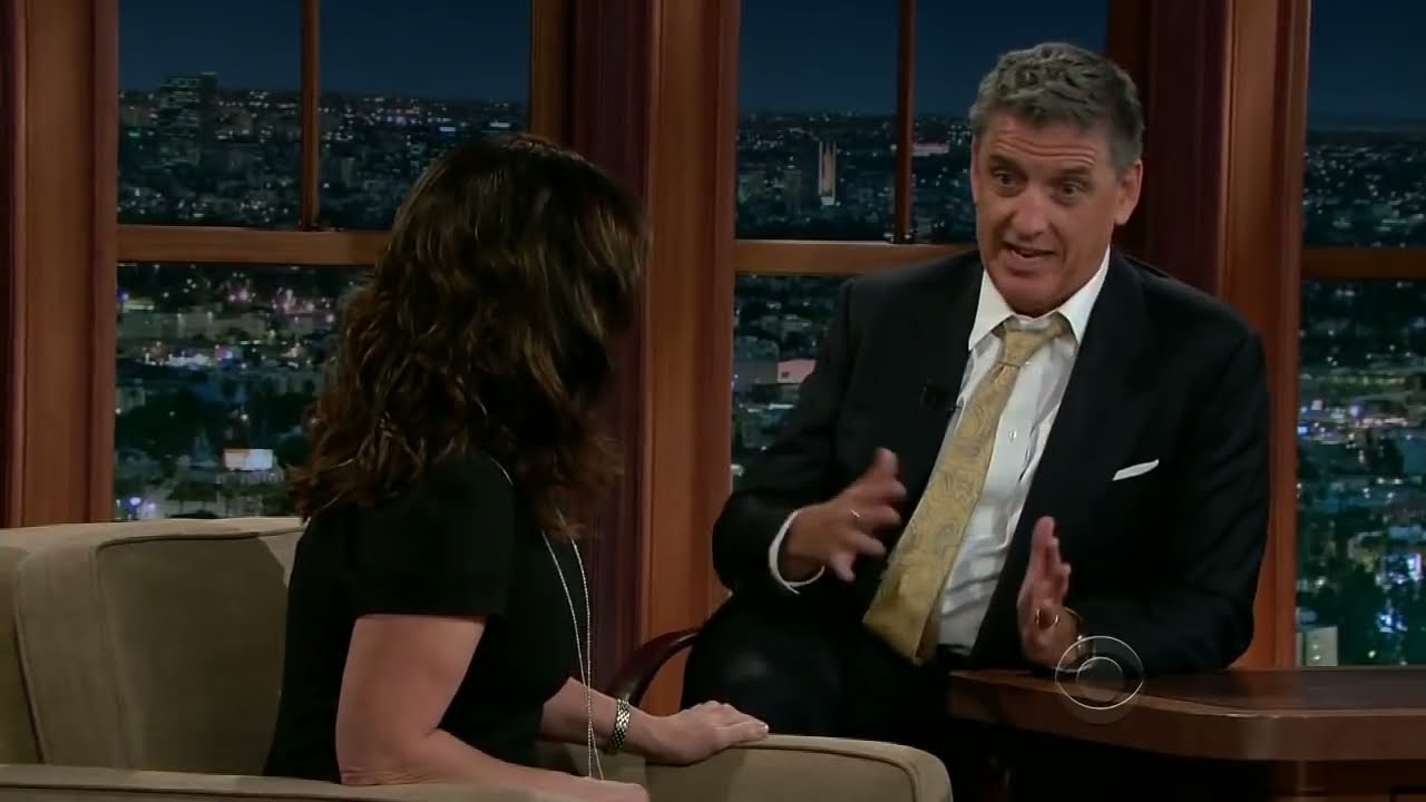 Late Late Show with Craig Ferguson 4292014 Valerie Bertinelli, Seth Gabel S10E071