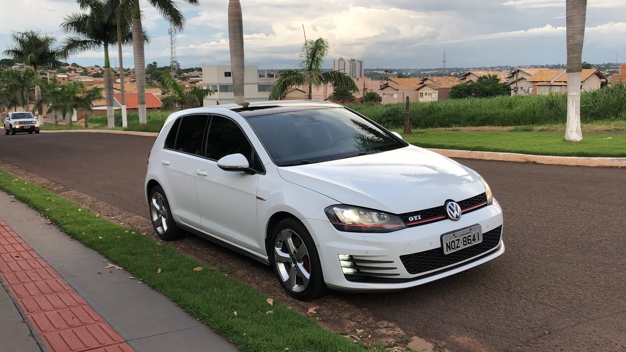 GOLF GTI COM PACOTE PREMIUM - UM SONHO DE CONSUMO