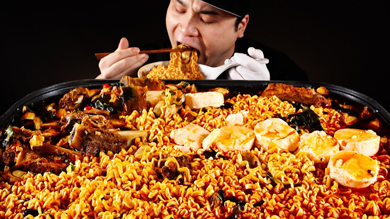 미역, 갈비, 굴, 순두부 넣은 불닭탕열라면에 김치 먹방~!! Galbi Buldak Tangmyun, Yeol Ramen, Spicy Ramen