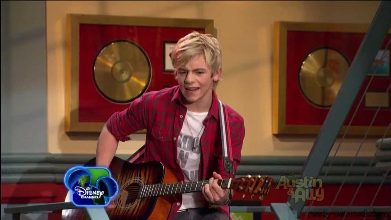 Austin Moon (Ross Lynch) - Not a Love Song - Acoustic Version [HD]