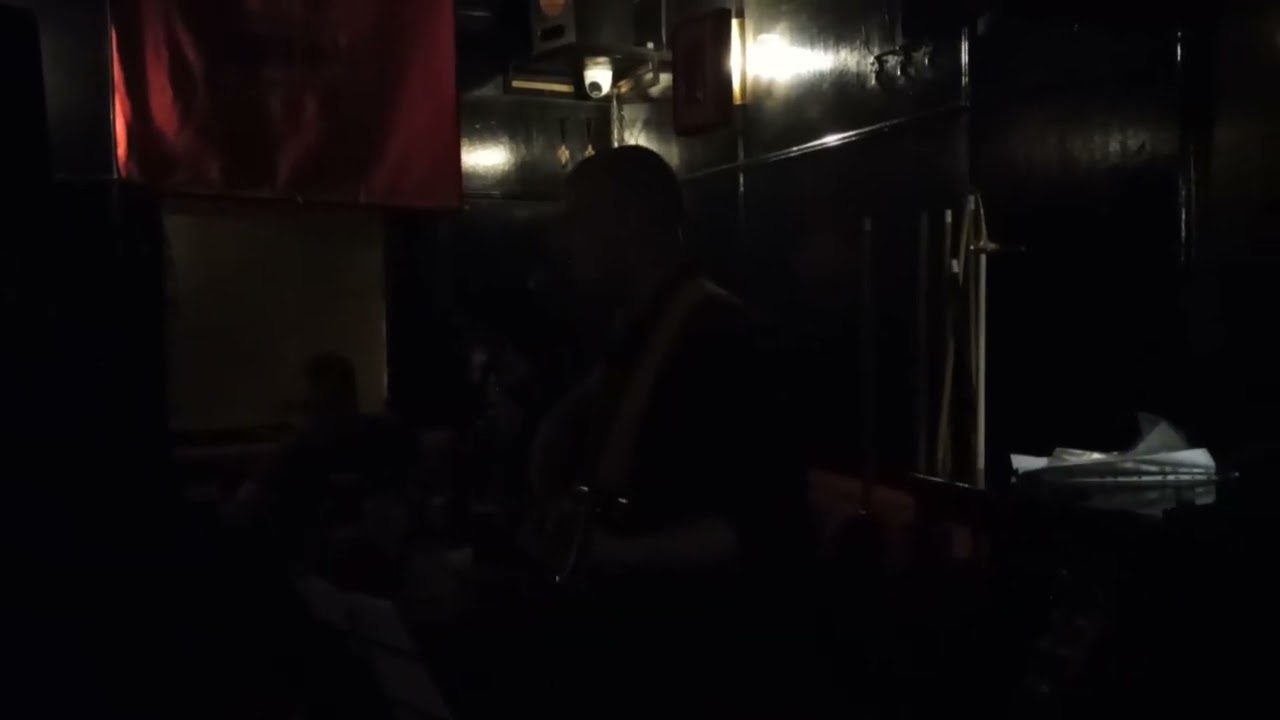 Toma Sprž - Mršavi pas (Majke cover)