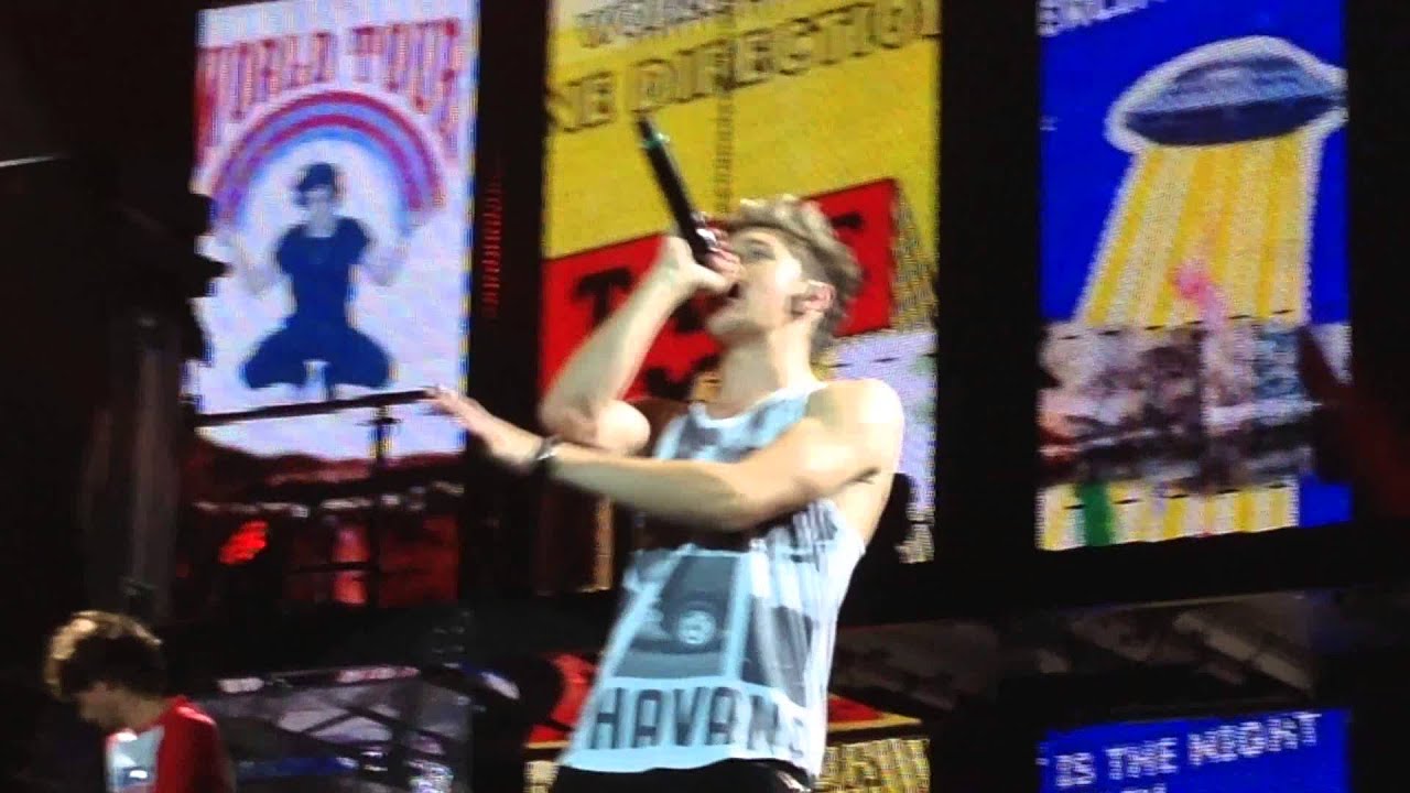 Heart Attack - 1D - Front Row - Auckland, New Zealand 13/10/13