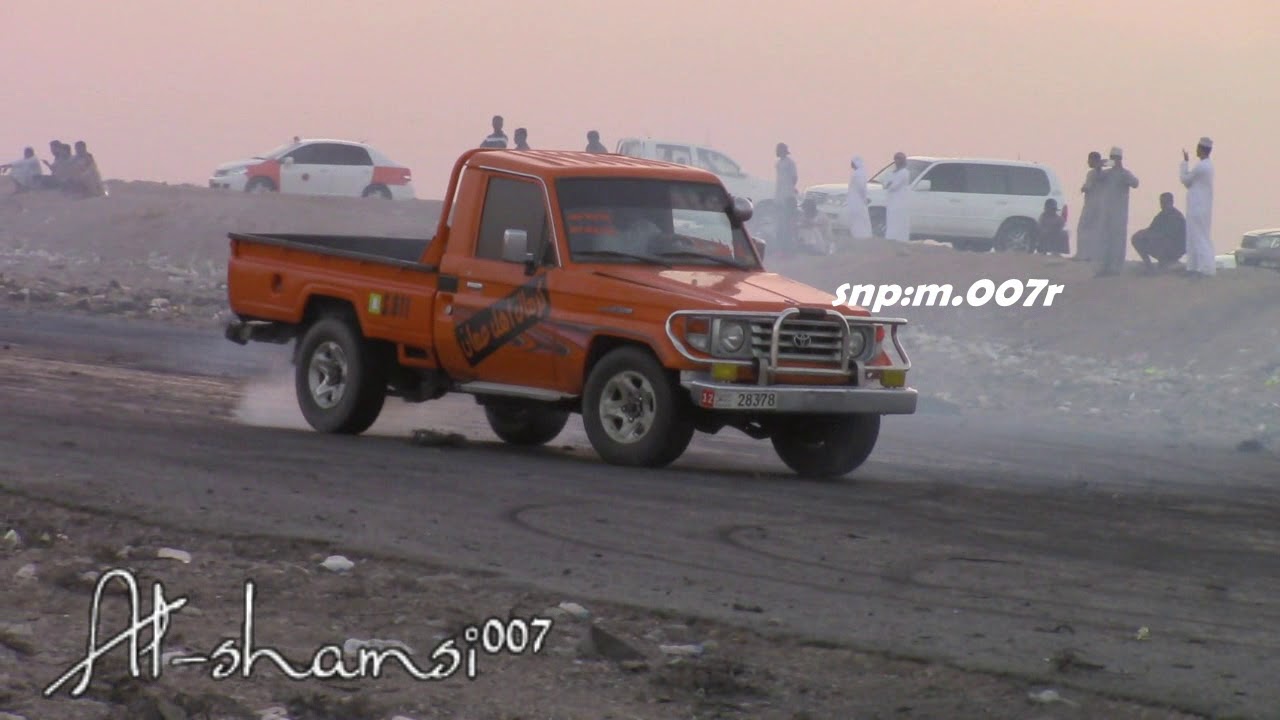 استعراض كروزر بقيادة كذا غلط قروب دستوري ف حلبة شناص 20 10 2017