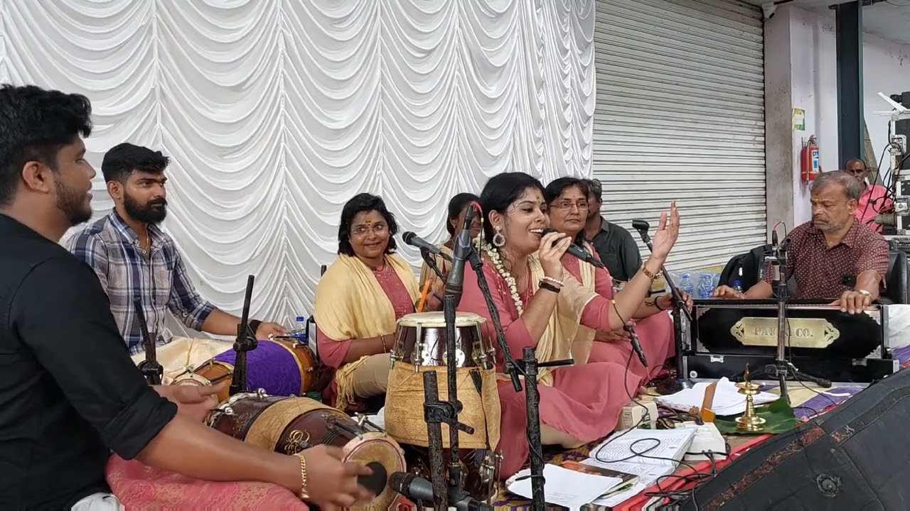 കരിങ്കാളിയല്ലേ കൊടുങ്ങല്ലൂര് sivahari bhajans vaikom