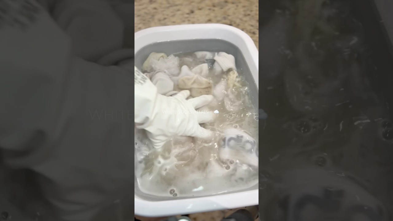 White socks refresh #cleaning #cleaningmotivation #cleaningtherapy #oxiclean #cleanwithme #asmrclean