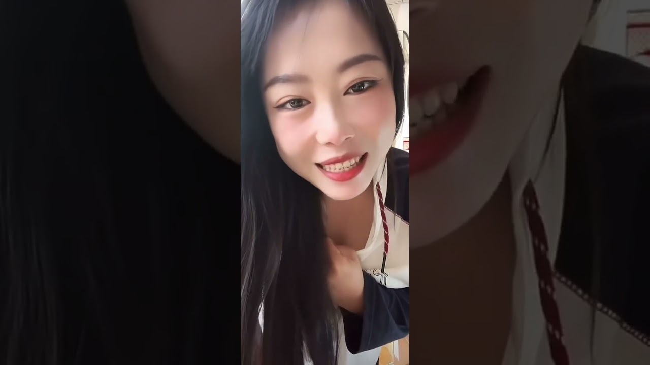 美女直播走光/引起观众目不转睛