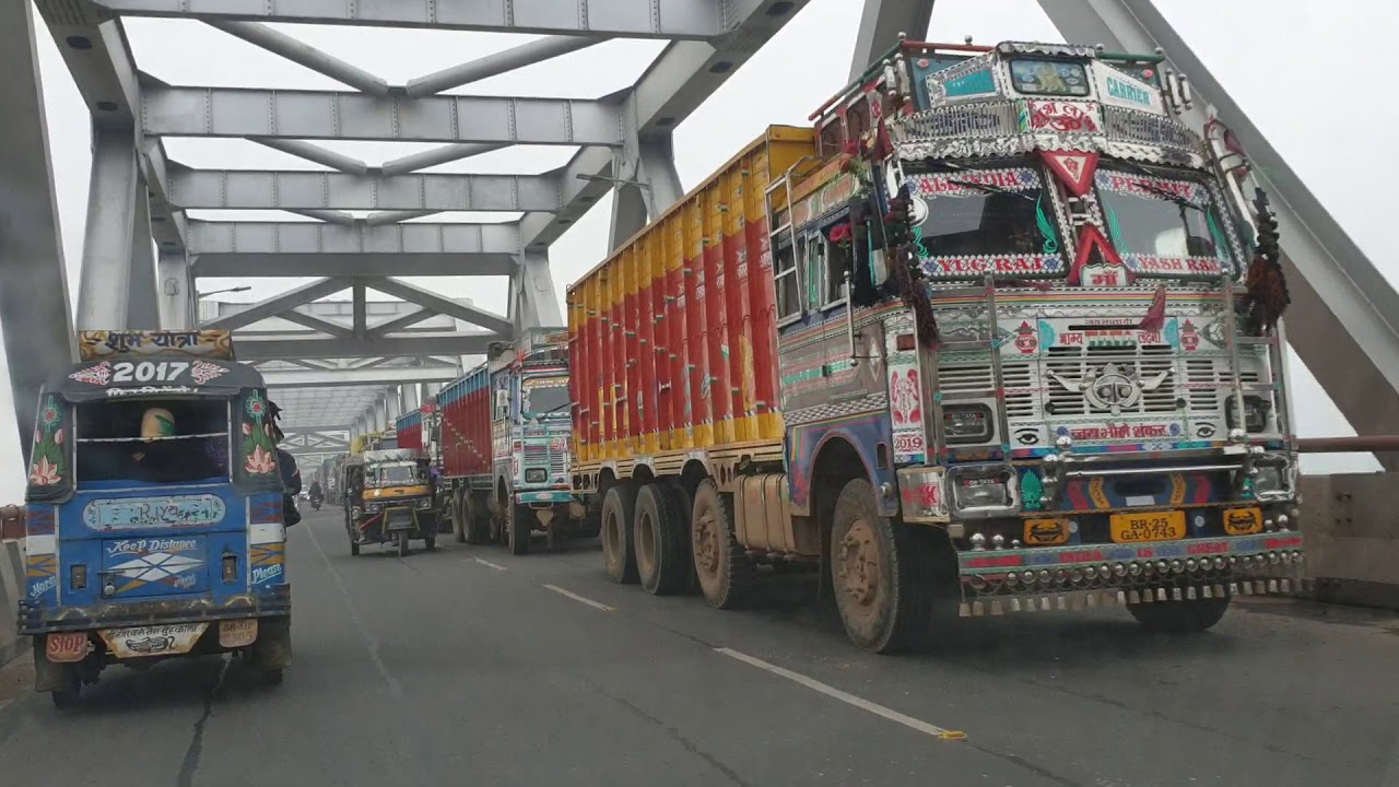 J P Setu Trafic Condition