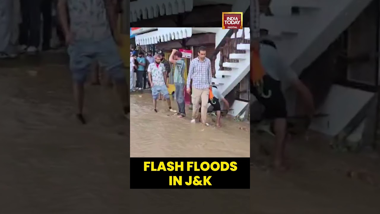 Flash Floods Hit Parts Of Kangan Subdivision In Jammu And Kashmir | India Today