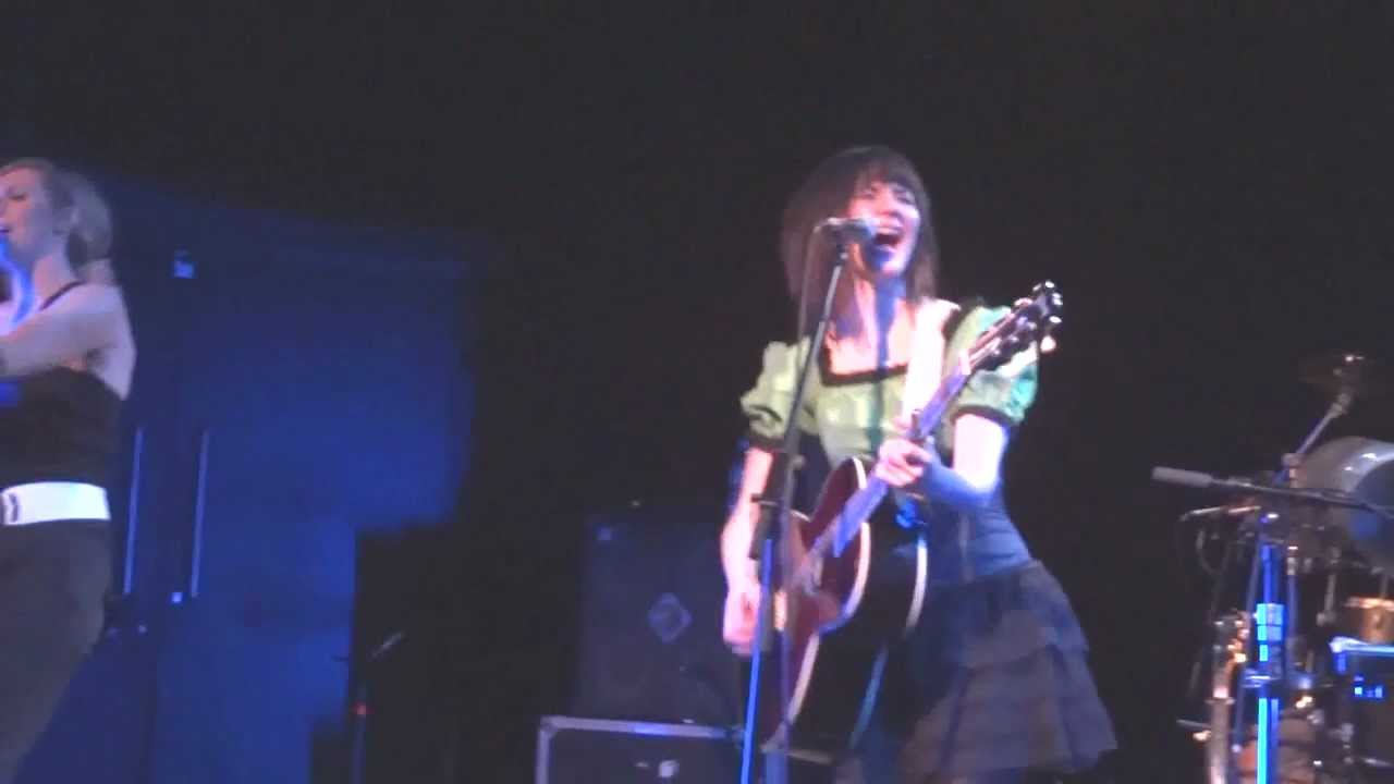 Katzenjammer - Hey Ho On the Devils Back. Live from The Junction, Cambridge UK 25.10.12