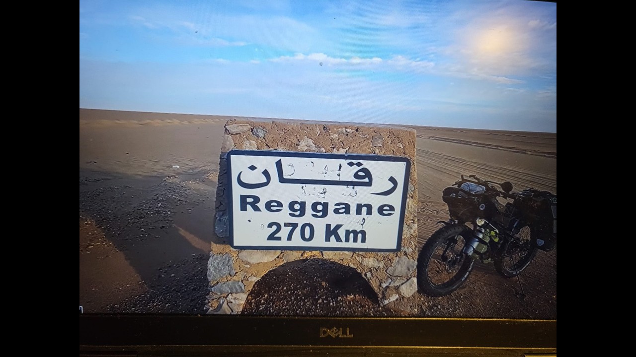 دراج جزائري يقدم صورة امنة عن الجنوب الجزائري