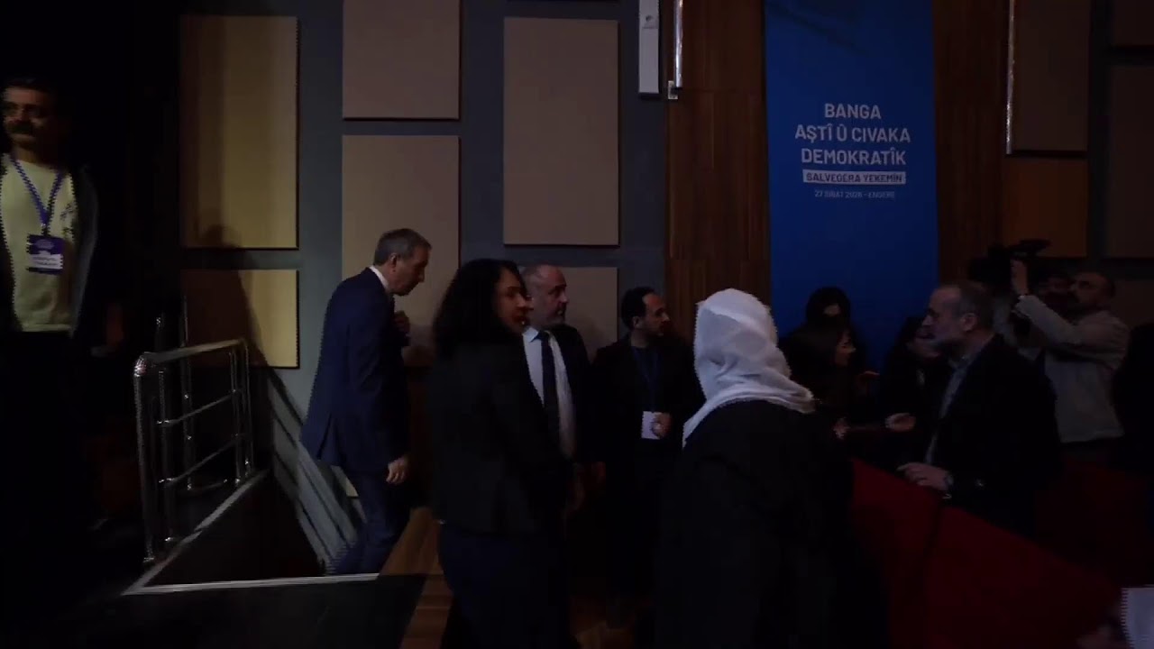 Barış ve Demokratik Toplum Sürecinin birinci yıl dönümünde Sayın Öcalan’ın mesajı okunuyor.