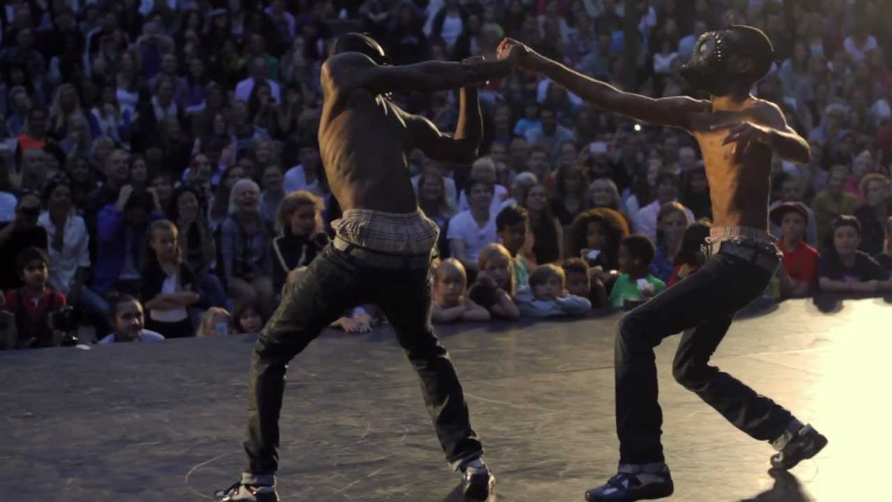 Bones the Machine and DJ Aaron | Flexing & Bonebreaking | Super jam 2012